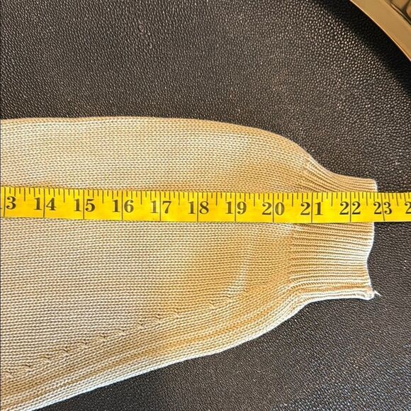 Mark&Spencer StMichael Men's Beige Sand V-Neck Sweater size medium - Picture 8 of 8